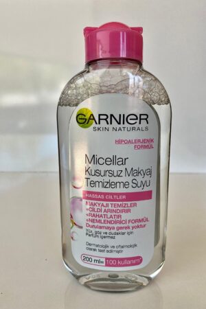 GARNIER YÜZ TEMİZLEYİCİ